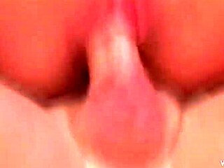 Beautiful milf swinger getting banged outdoors 😍