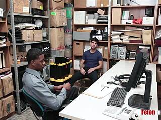 Black Police Officer Catches Hot Thief