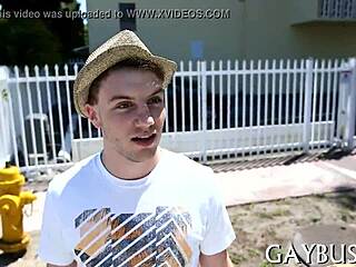 Mamadas intensas POV de gay, placeres bareback te esperan