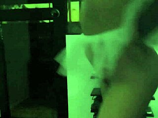 Latina with big ass enjoys treat with lucky guy