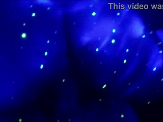 叫醒饥渴邻居狂内射满穴