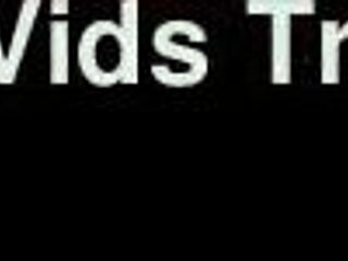 Victoria J vzame analni DAP in brizga z lizanjem prolapsa