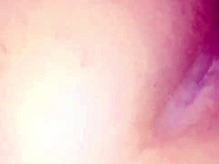 말레이시아 아내와 뒷치기 섹스가 엄청 만족스러웠어