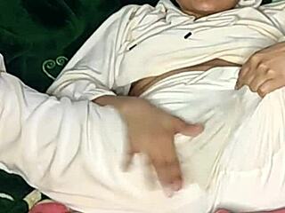 blue amateur housewife starts day with squirt on xvideos 2024