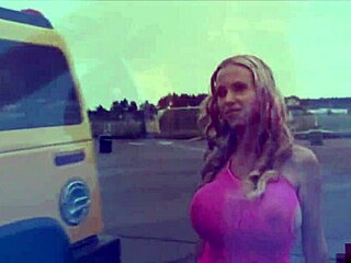 Hey, ever compared Annina and Amy in a softcore showdown like this?