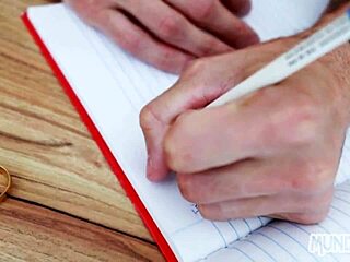 Casa comigo in a gay interracial story