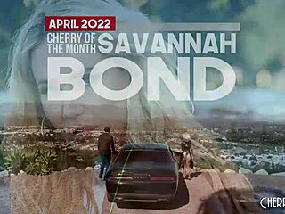 Blonde milf savannah bond masturbates with vibrator