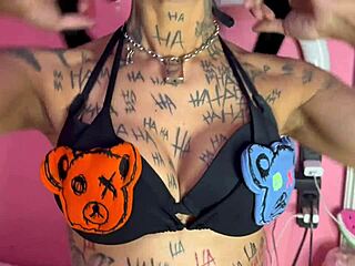 i love this tattooed brunette blowjob without condom