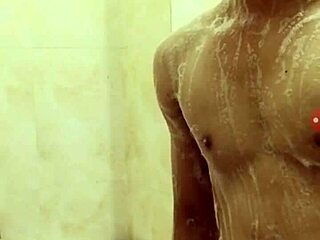 Gay-show avautuu spotissa