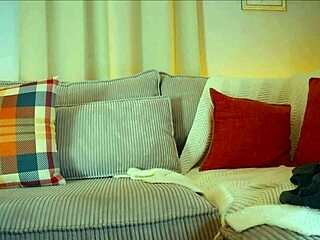 this curvy milf is something extra on webcam cosplay