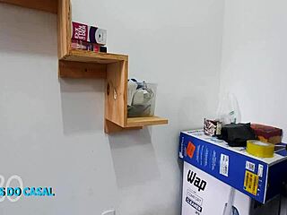 Wanna see this Latina babe take it deep inside?