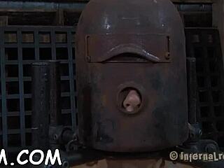 Çeşitli Seks Videolarında Sadomazo Temalarını Keşfetmek