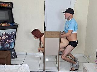 我发现我女友细腰18+和我的朋友出轨