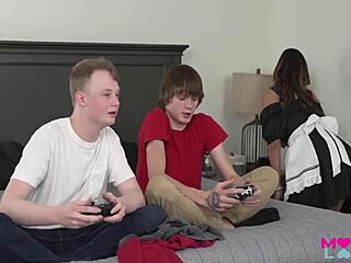 stepmom armani black craves creampie in s2-e5 family scene