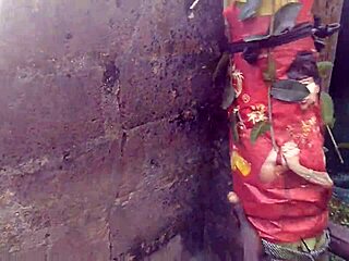 Dirty slut takes world strongest big dick on stage