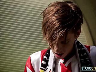 i finger european twink's ass and rawdawg him bareback