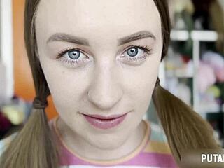 Waanzinnige Oekraiense 18+ Emma Fantasy verleidt Torbe en slikt door