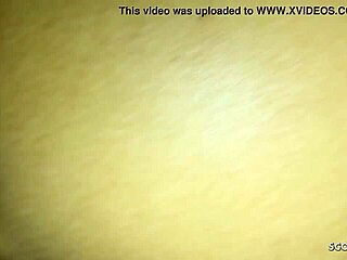 Joven Pareja Alemana de 18+ Folla Duro con Leche en los Pies