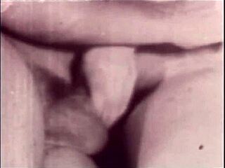 Hej, chceš slyšet o tajném životě mé vintage babičky a její kundičky?