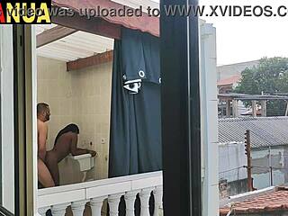 Se meu vizinho soubesse o que acontece quando ele sai de casa para trabalhar?