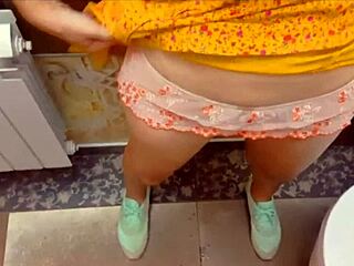 Želiš videti cum v hlačkah? Preveri ta outdoor kompilacija