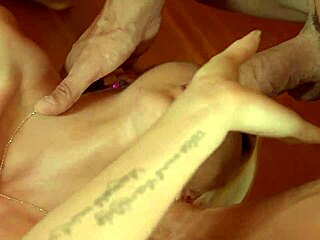 Aman Tanrım, ben ve başka bir öğrenci çok azdık, bu sik için üfledik döl değişimi için!