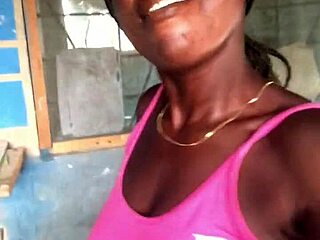 Šílená děvka si pochutnává na jídle a sdílí lekce 2