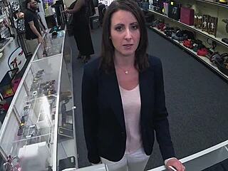 yo, this non-professional chick is getting rammed hard