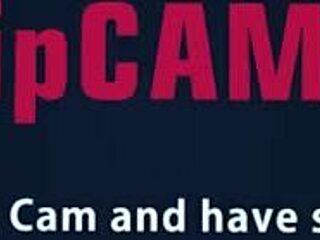 为什么少女艾丽斯在床上穿着内衣和牙套诱惑？