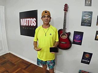 Little uncle fucks big ass niece