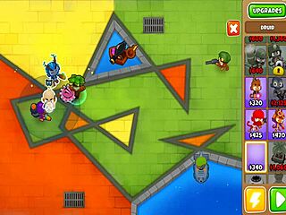 Играем в Bloons TD 6 в стиле аниме хентай ч.1