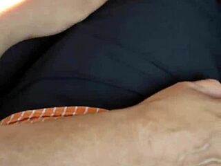 i'm flashing my big ass to that mature peruvian milf on the streets of lima