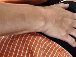 i'm flashing my big ass to that mature peruvian milf on the streets of lima