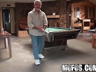 serena young tart fucks old fart mofos