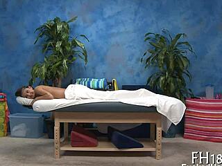 Hd massage turns into steamy action