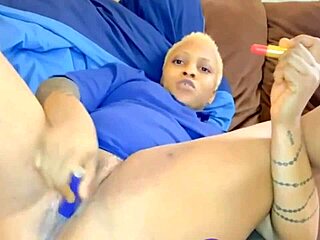 i love watching her masturbate her big tits and ass