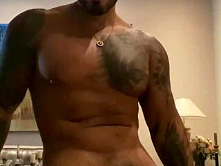 Muscle BBC Viktor Rom goes solo outdoors with intense action.