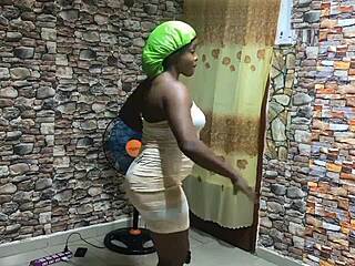 milf gives redhead busty milf muff diving and scissoring energy burst