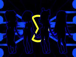 Pac-Man ghost girls perform a three-phase dance in high definition.