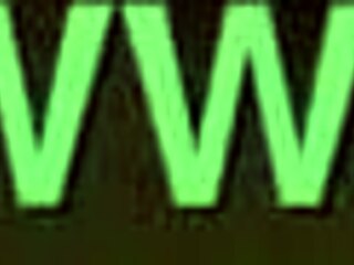 Na piscina do motel, curtindo uma mamada gostosa da negra sexy