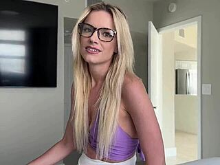 blonde step mom lindsey lakes fixes horny cravings in household fantasy