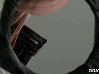 yo, just had a wild gay gloryhole fuck in the toilet tonight