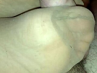 I gave a homemade footjob using different nylons