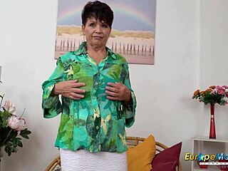 Europemature milf undresses sensually and toys herself solo!