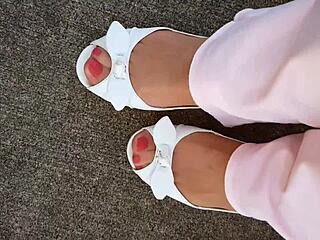 intimate webcam session with amateurs on skype