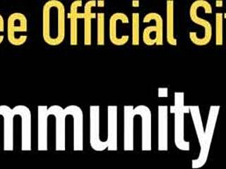 Brunette sophie dee takes that dildo deep down her throat