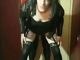 Crossdresser Takes Ass to Mouth in Homemade Collection Part 2