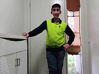 Step gay dad escapes into foot fantasy dreams at work