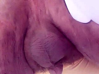 热辣特写肛交玩法用大假阳具！