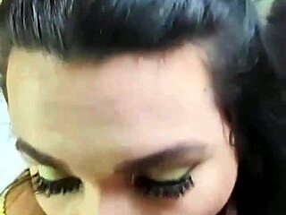 Szopogattam a kis barátomat és ő megölelt